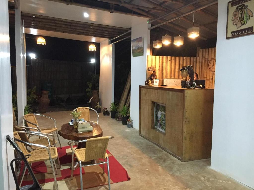 Gallery image of Bohemian Bohol Hostel in Panglao Island