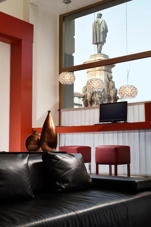 UNA Hotels Napoli - Resim 38