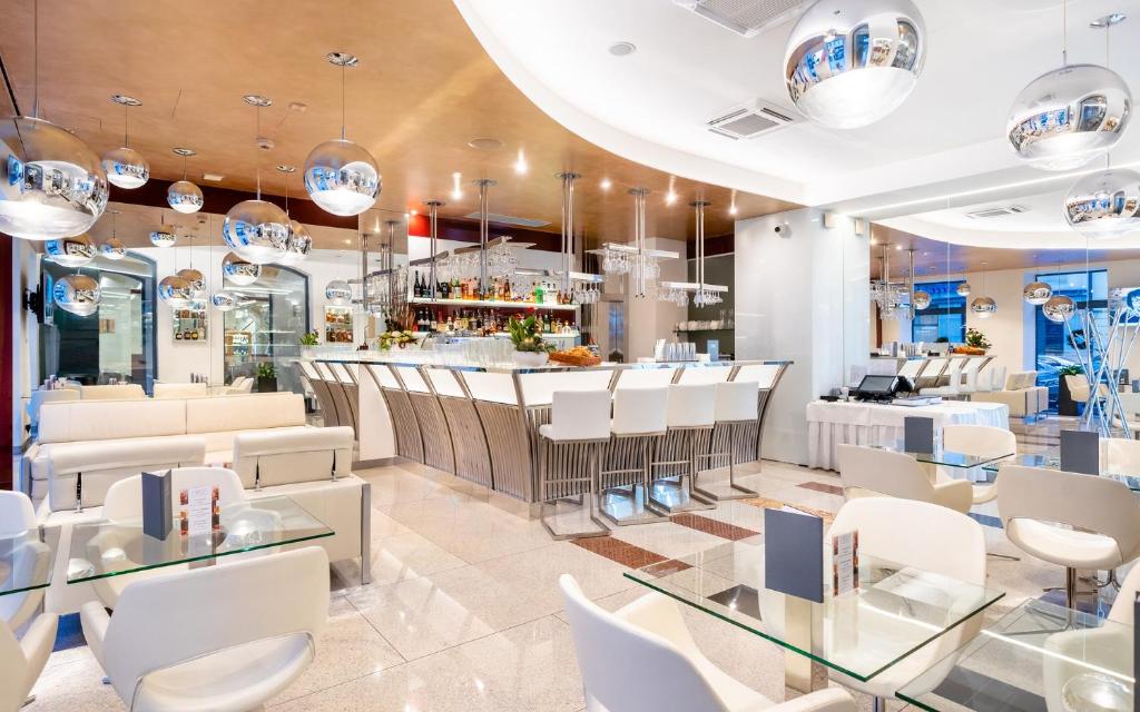 Grandium Hotel Prague - Resim 9