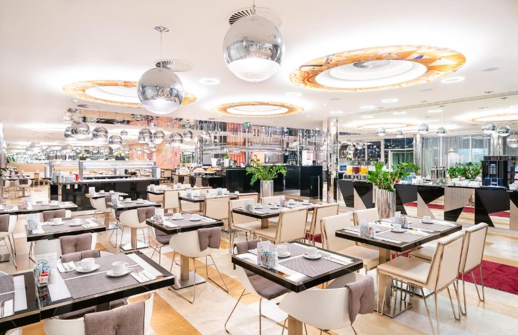 Grandium Hotel Prague - Resim 42