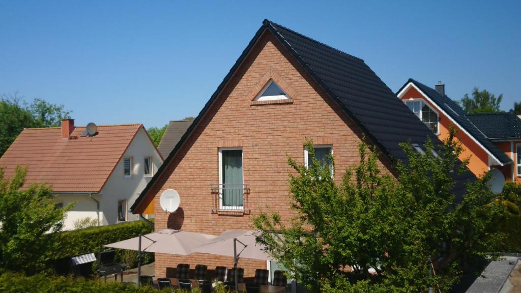 Ferienhaus 2 Quint Altenkirchen - Six-Bedroom House