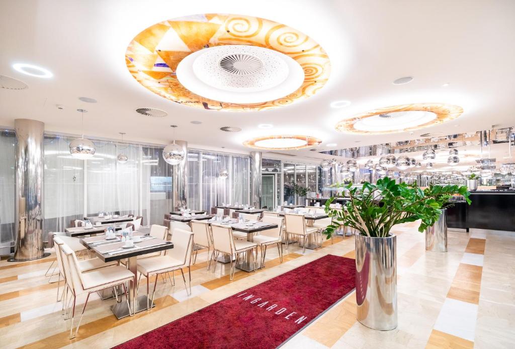 Restauracja lub miejsce do jedzenia w obiekcie Grandium Hotel Prague