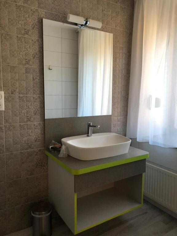 Les Tilleuls Montbeliard Sud Audincourt - Habitación Doble Superior