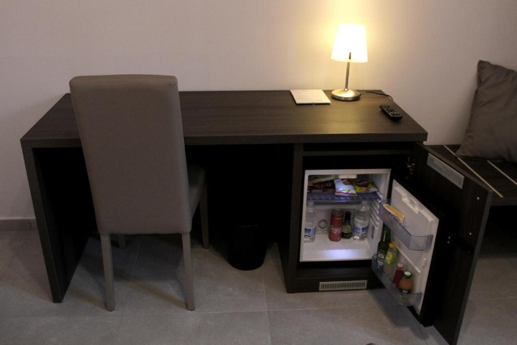 Kuchyň nebo kuchyňský kout v ubytování EasyRoom Frosinone - Casello Autostradale