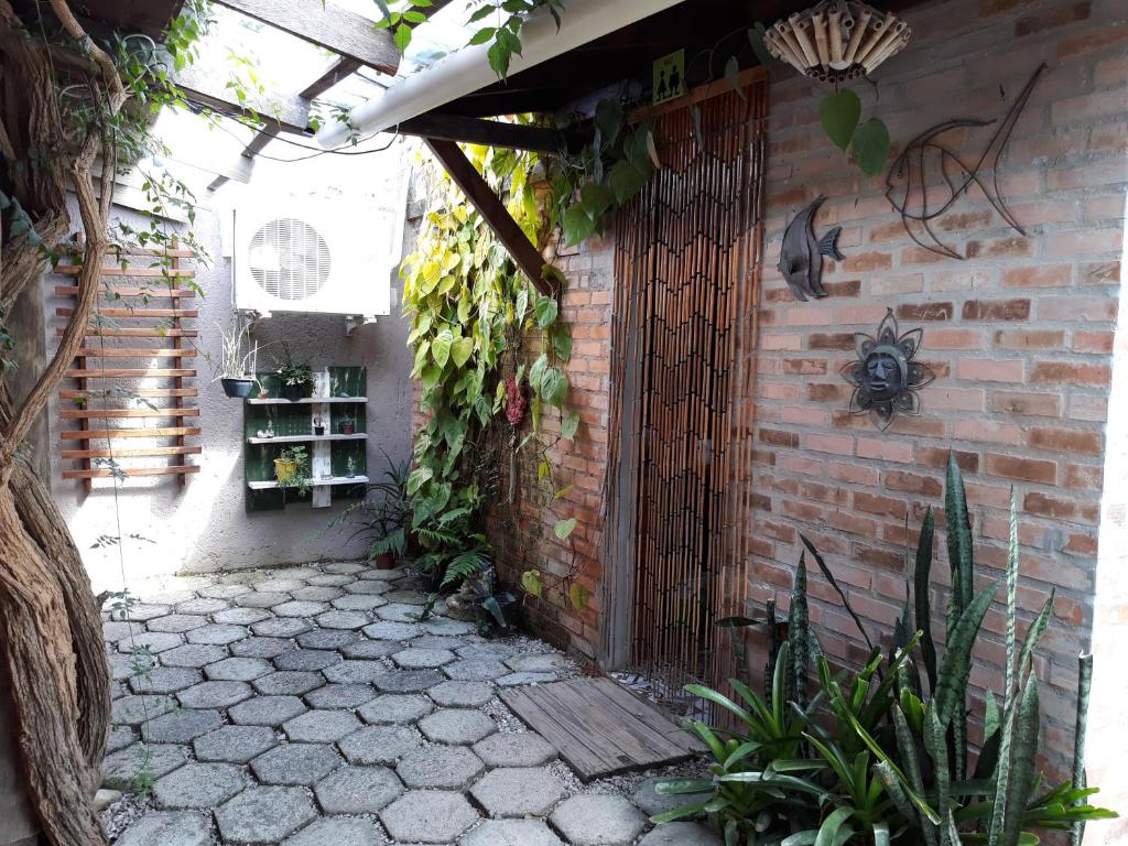  Floripa Beach House Hostel
