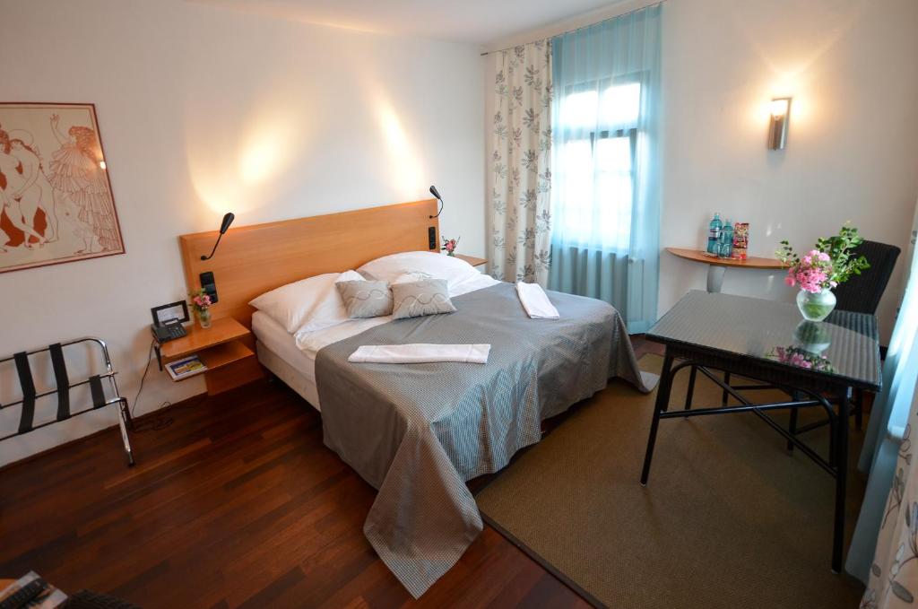 Restaurant & ****Hotel HÖERHOF - Single Room
