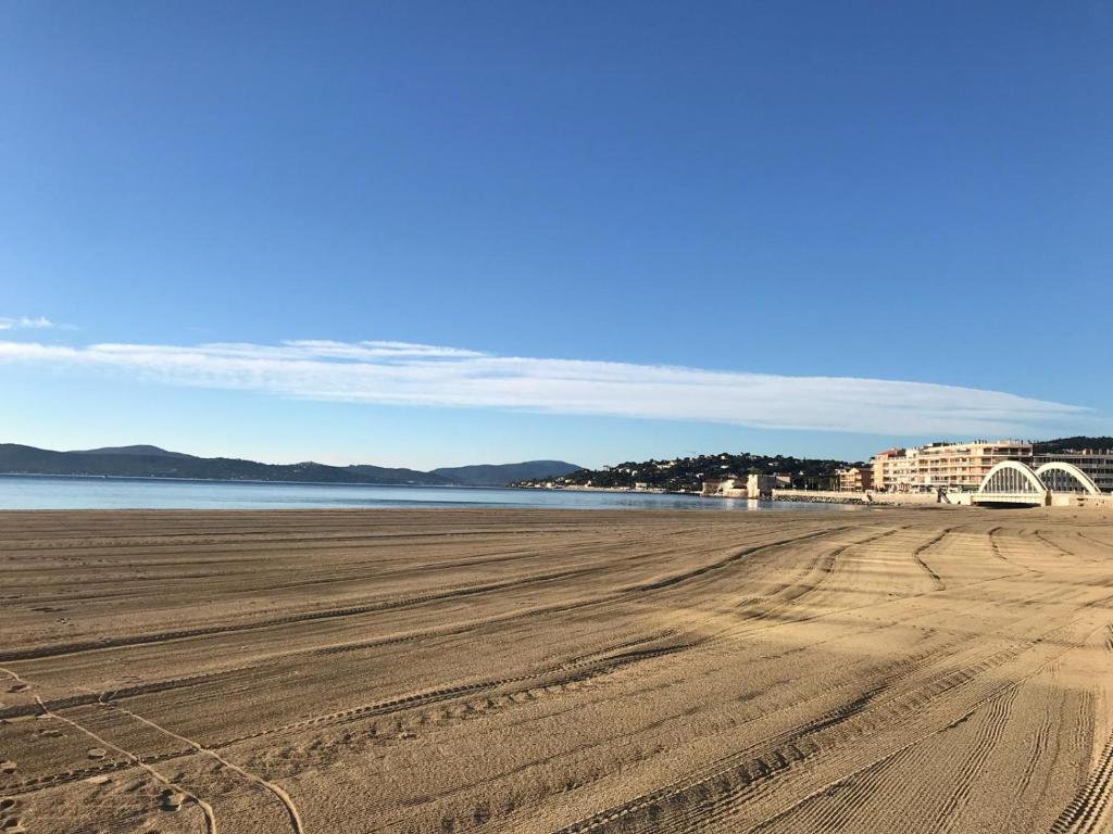 Appartement F3 Vue mer Sainte-Maxime - Appartement Avec Vue Sur Mer