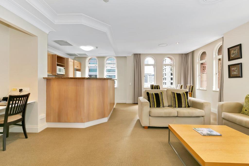 Manor Apartment Hotel - Resim 32