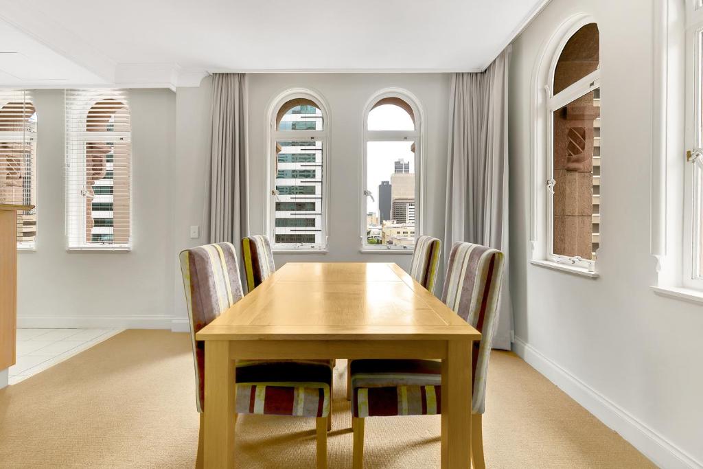 Manor Apartment Hotel - Resim 37