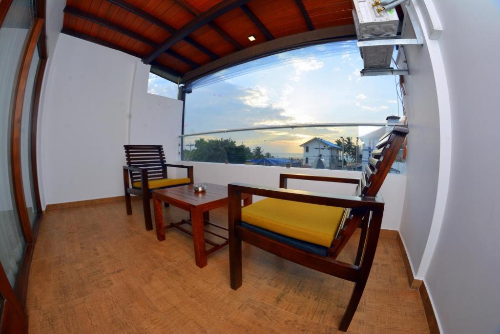 Balkón nebo terasa v ubytování Beach Corridor Hotel & Spa with Free Airport shuttle