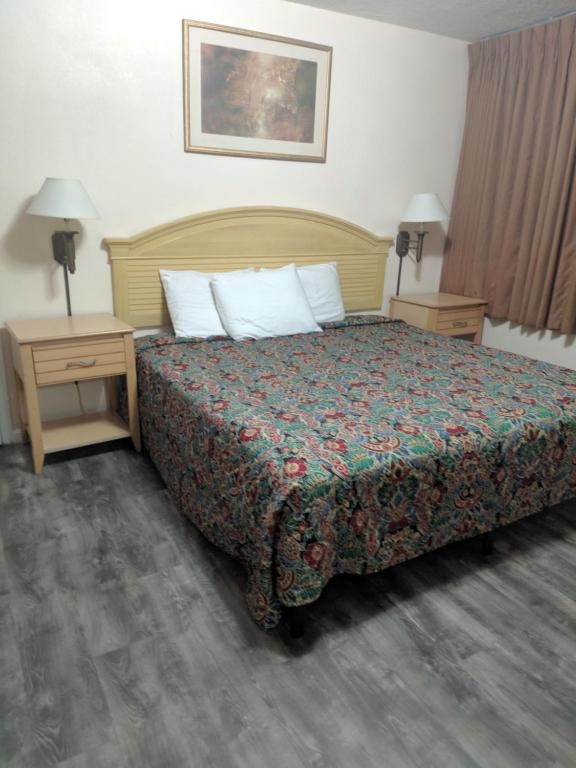 Travelers Inn - Clearwater - Kingkamer