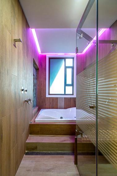 رزرو هتل، HOTEL ZARAGOZA INN BOUTIQUE