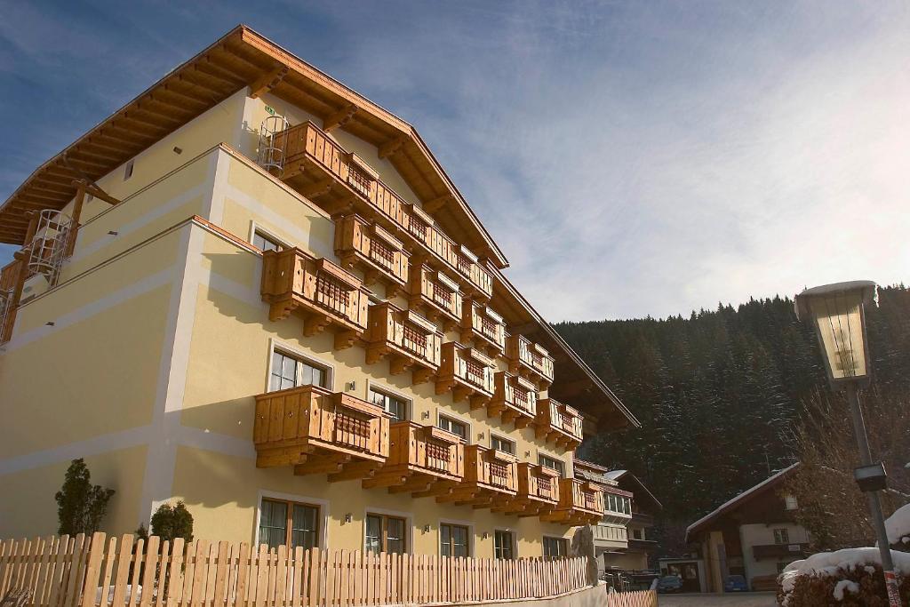 Budova, kde se hotel nachází