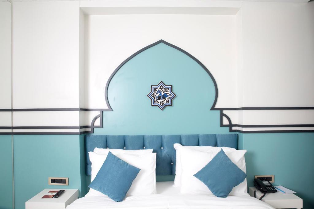 KRALICE HOTEL - Budget Single Room