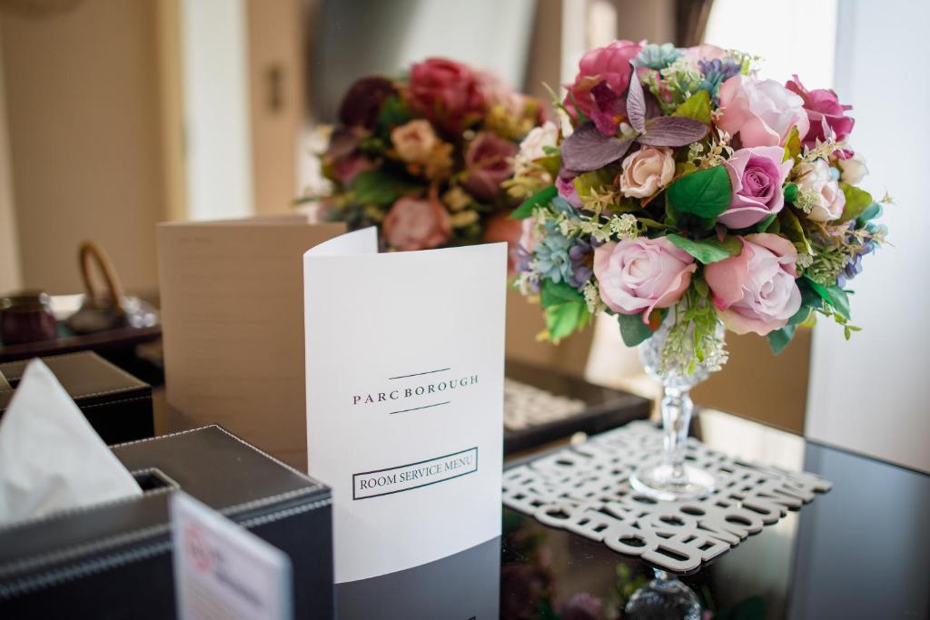 Parc Borough City Resort - Resim 19