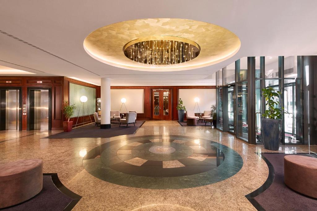 Posezení v ubytování HYPERION Hotel Berlin