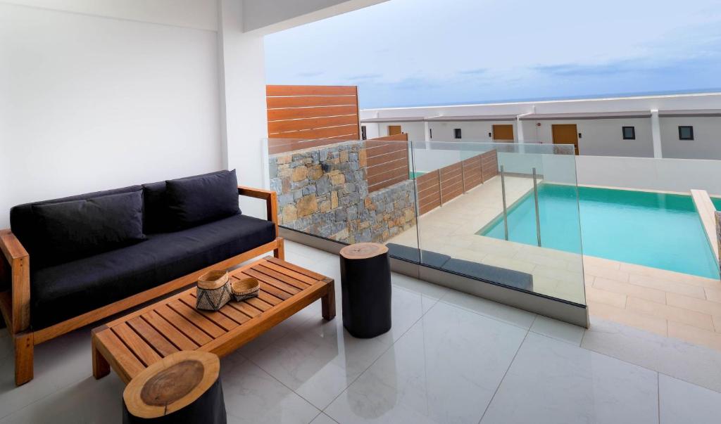 Bazén v ubytování Abaton Island Resort & Spa nebo v jeho okolí