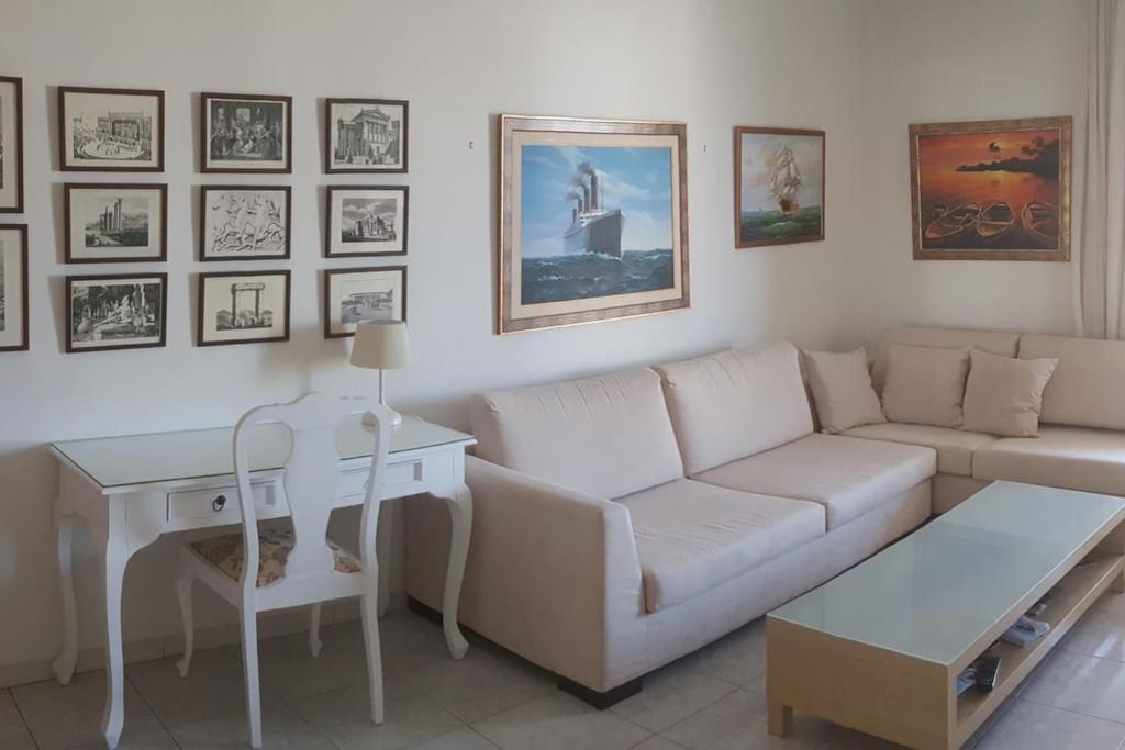 Elegant Athenian Apartment - Appartamento Con 2 Camere Da Letto