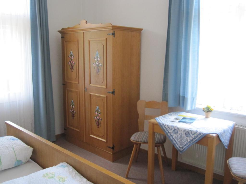 Postel nebo postele na pokoji v ubytování Bei Weirich