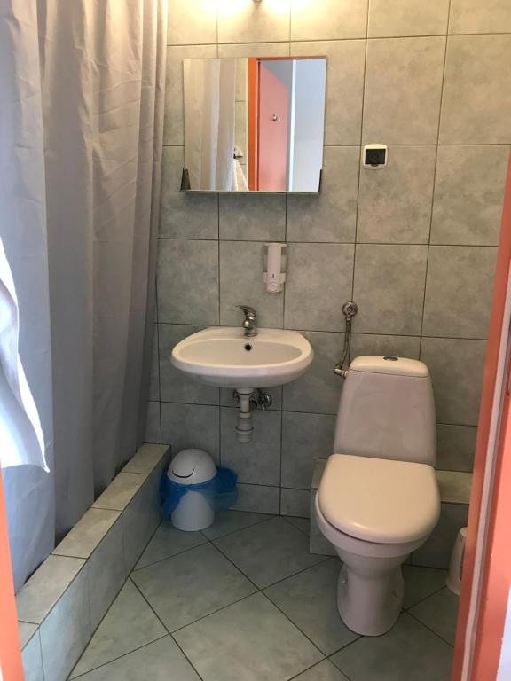 Kúpeľňa v ubytovaní Pokoje Agroturystyka Koczy Zamek
