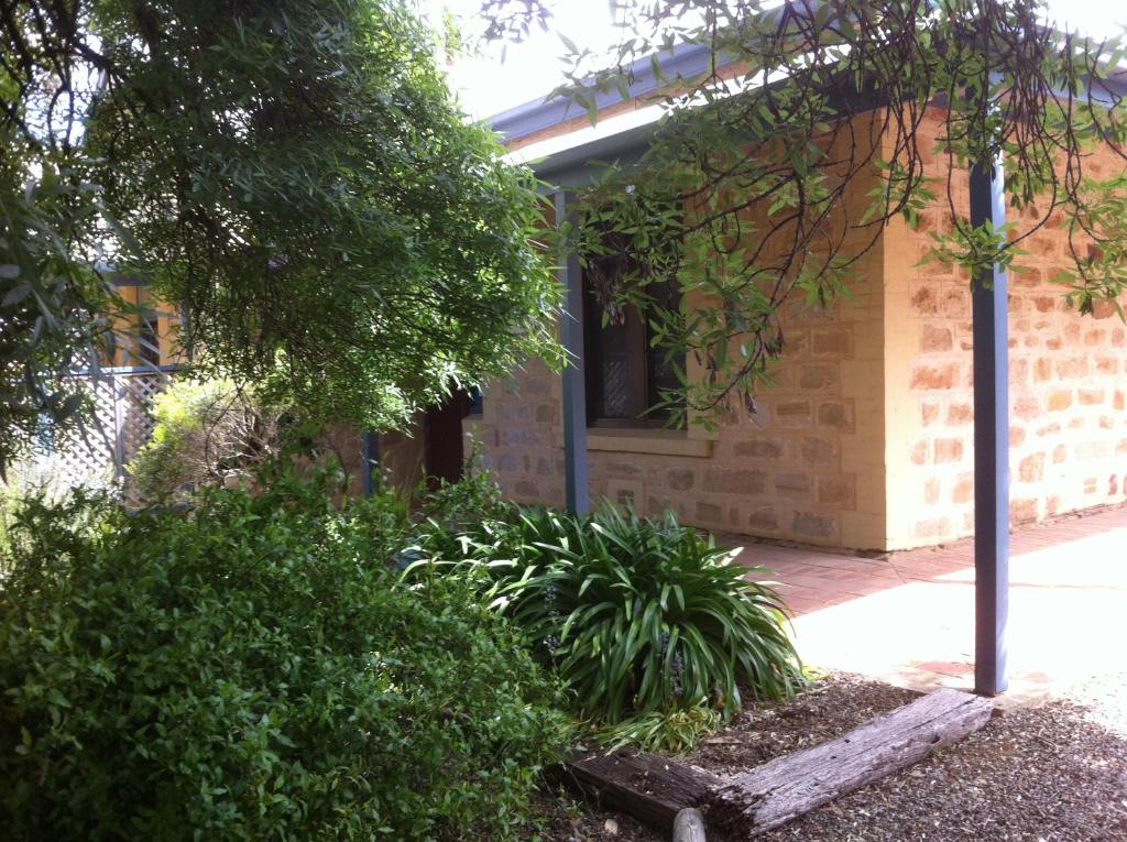 Granmas Cottage - Housity