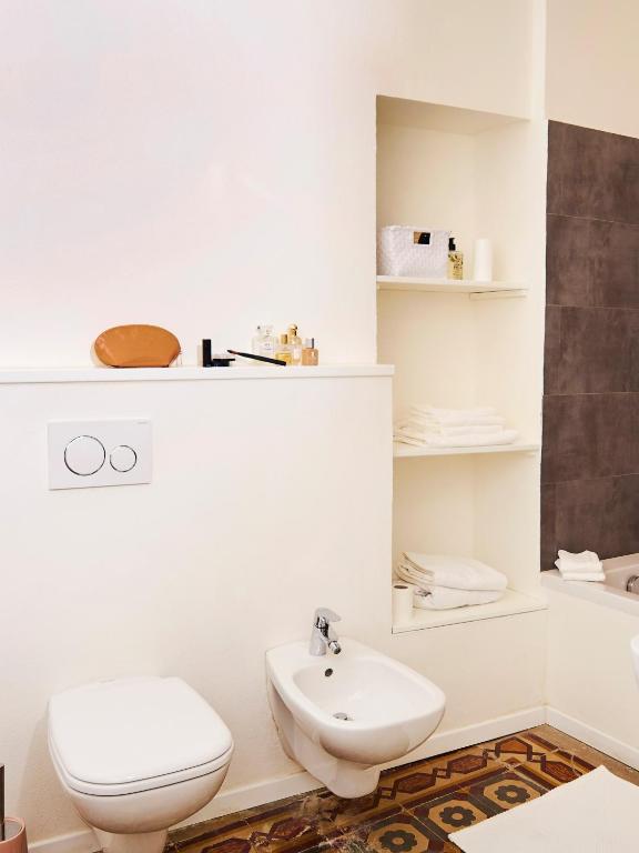 A bathroom at 23 Lake Sweet Home