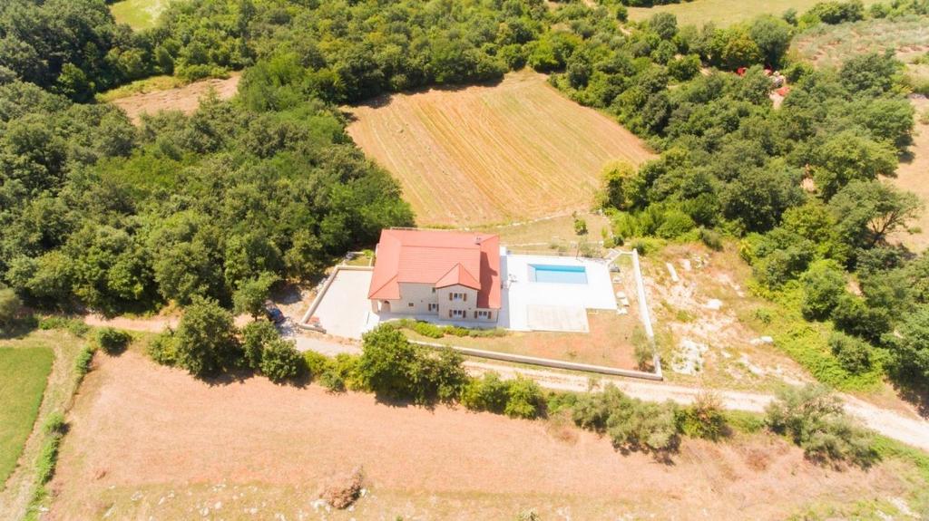 Príroda v okolí vily