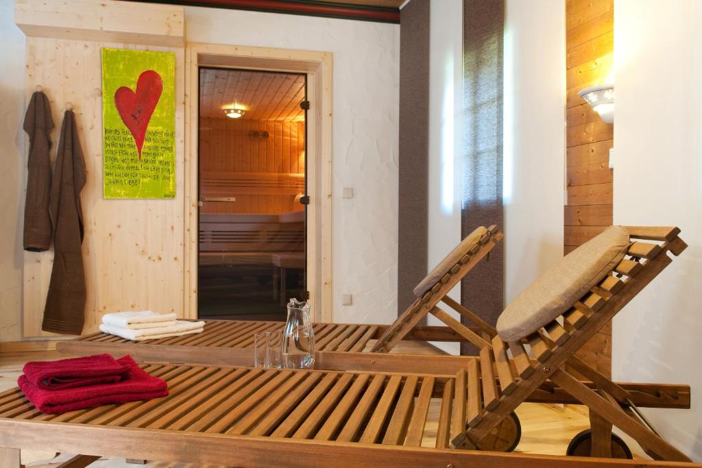 Fotografie z fotogalerie ubytování Naturel Hoteldorf Seeleitn v destinaci Faak am See