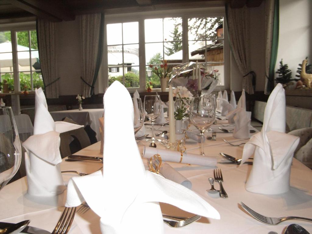 Restaurace v ubytování Hotel zum Toni