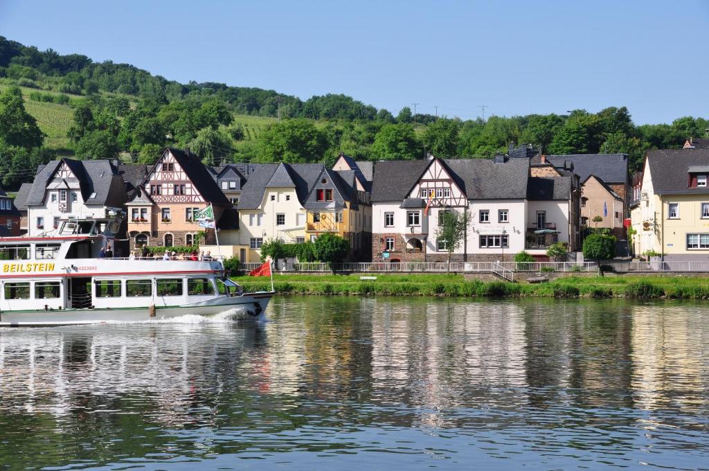 Mosel-Landhaus B&B