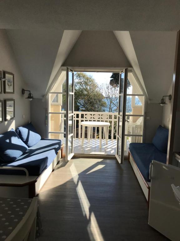 Balkón nebo terasa v ubytování Appartements Duplex de Charme à Bénodet Vue Mer