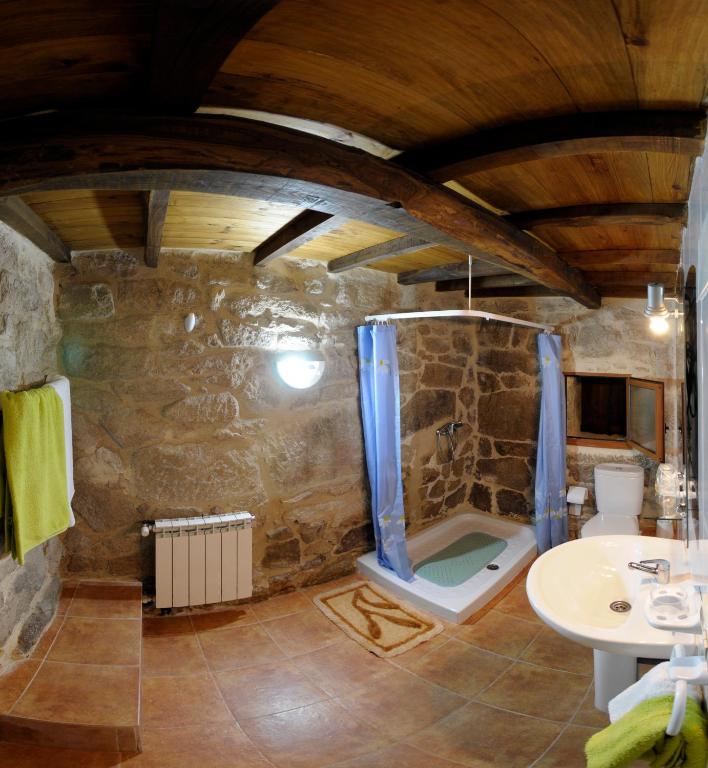 Koupelna v ubytování Casa Dos Fuelles