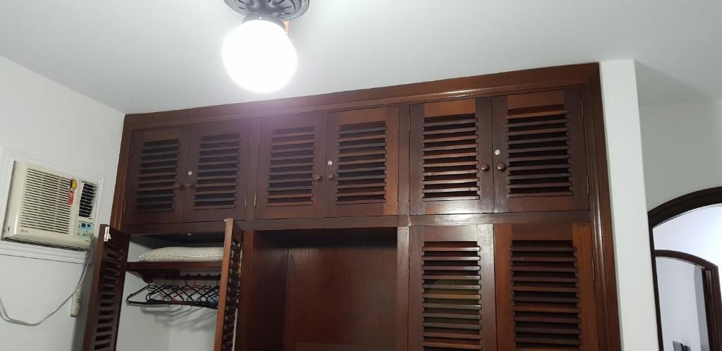  Casa Inteira Balneário Praia de Pernambuco Guarujá