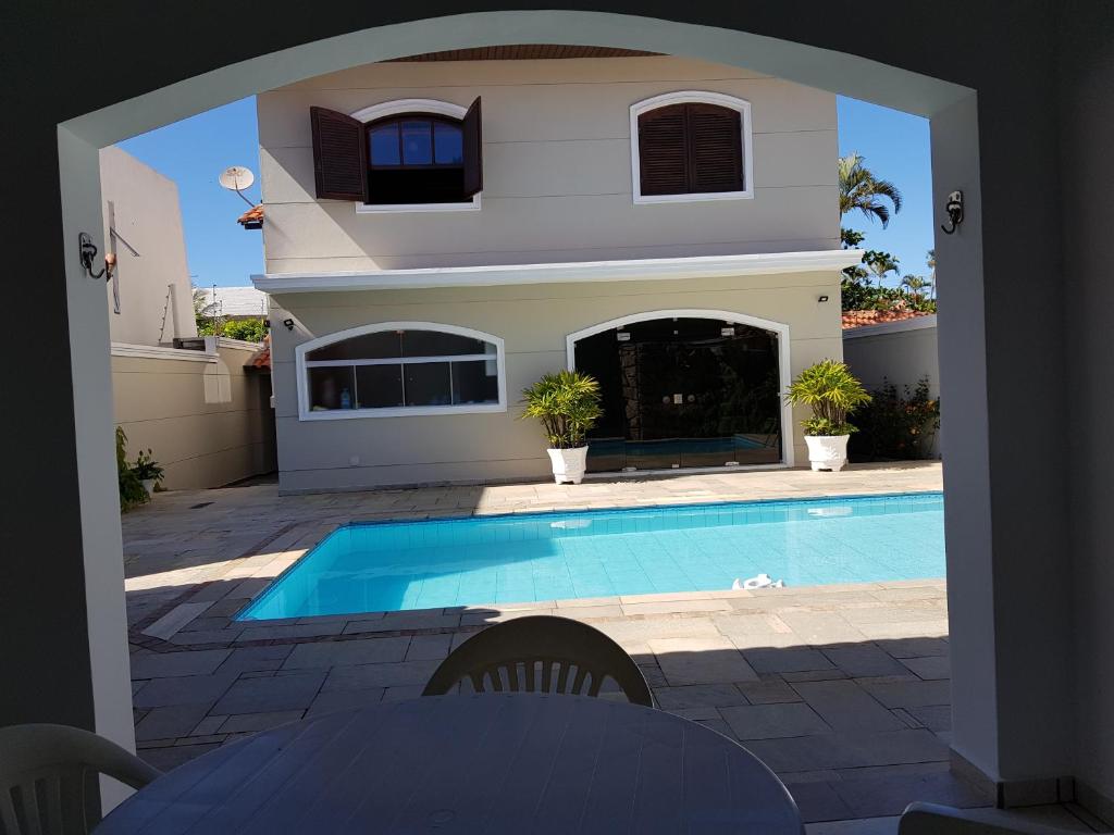  Casa Inteira Balneário Praia de Pernambuco Guarujá