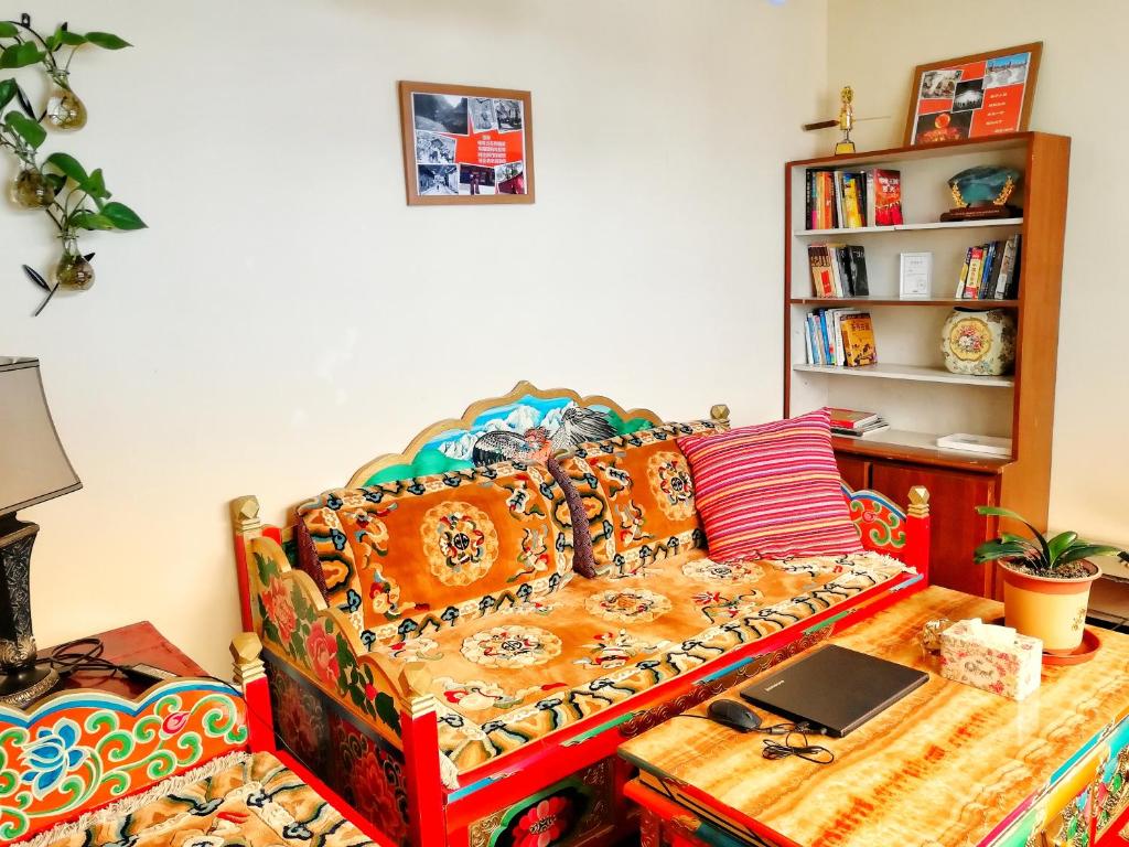 Posezení v ubytování Kangding Guozhuang Nan Wu Hao Boutique Inn