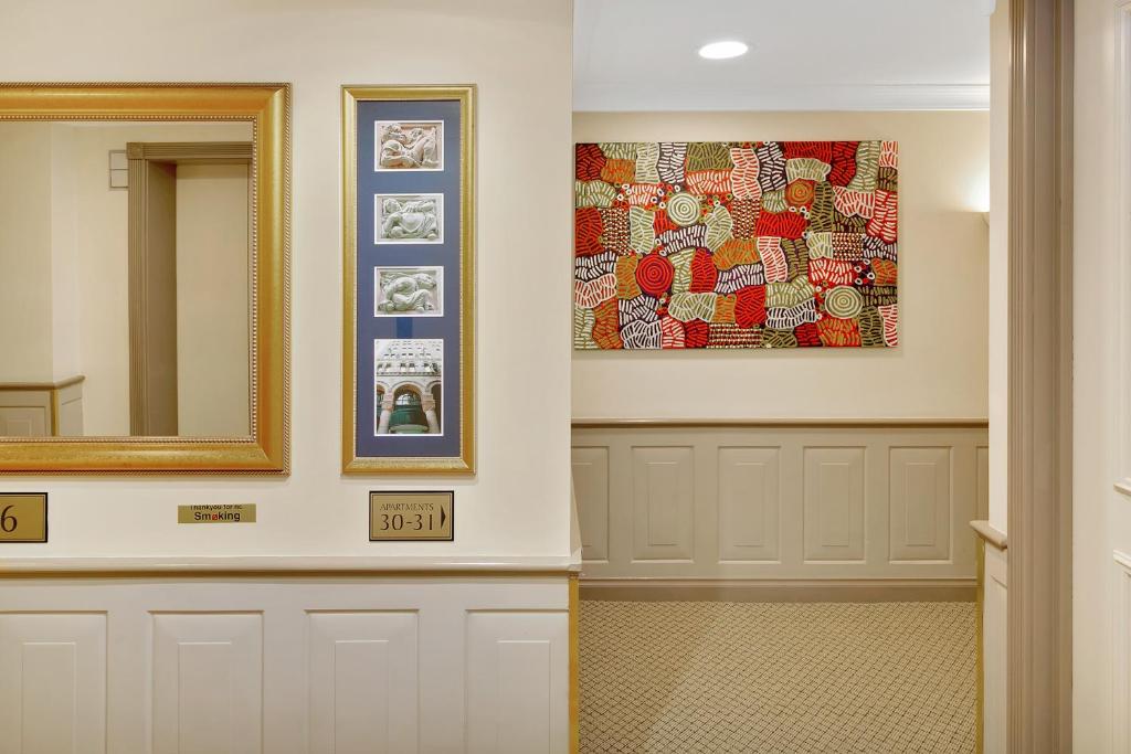 Manor Apartment Hotel - Resim 22