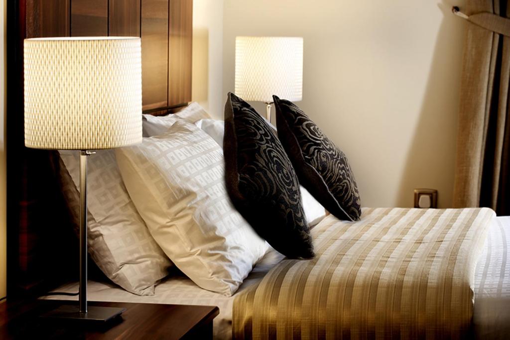Aswar Hotel Suites - Deluxe One-Bedroom Suite