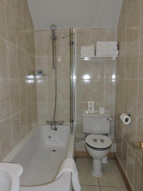 Fairlight Guesthouse - Basic Triple Room