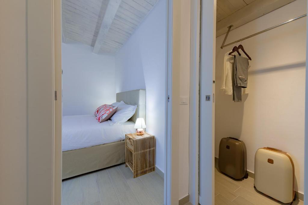 Le Maestranze Deluxe Rooms - 18