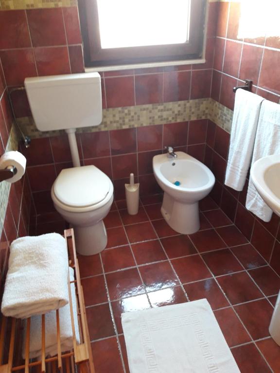 Łazienka w obiekcie Villa la Perla