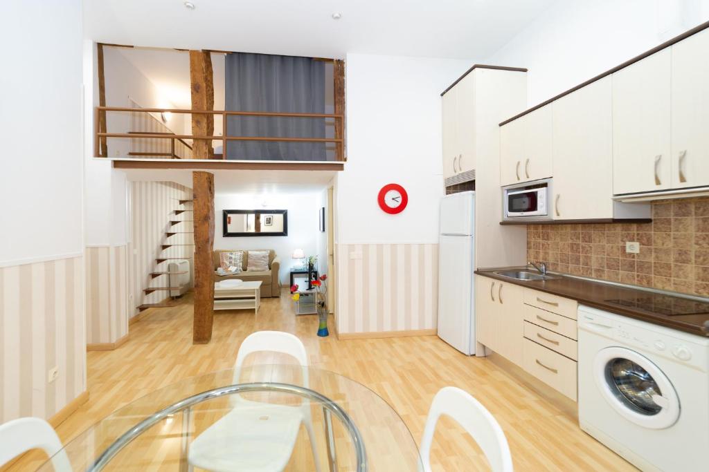 Apartamentos Puerta Del Sol I