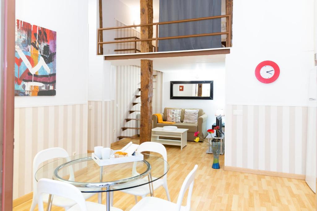 Apartamentos Puerta Del Sol I