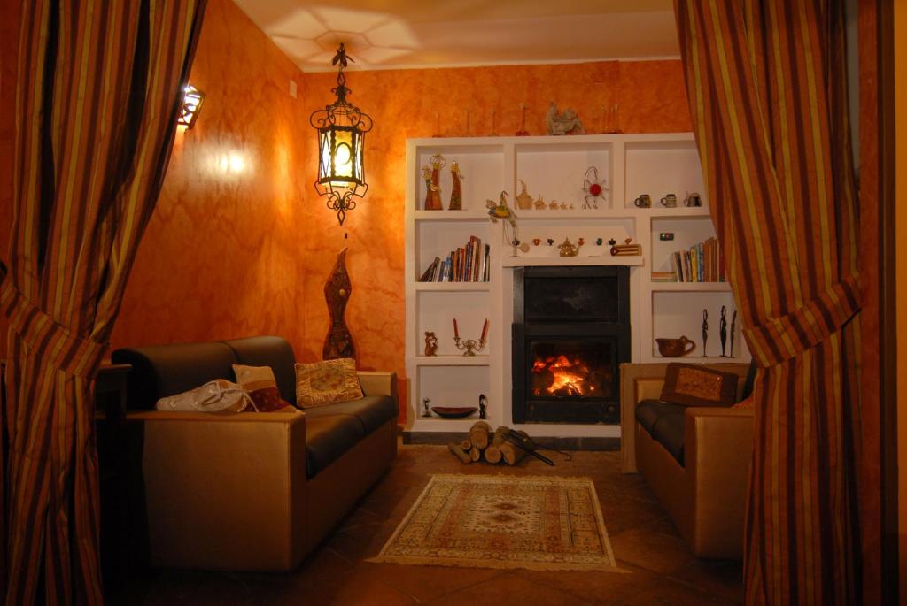 Posezení v ubytování La Dimora le Fumarole Rooms