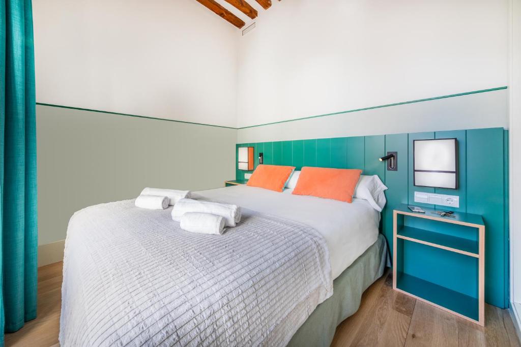 Slow Suites Chueca - Deluxe 1 Bedroom Apartment