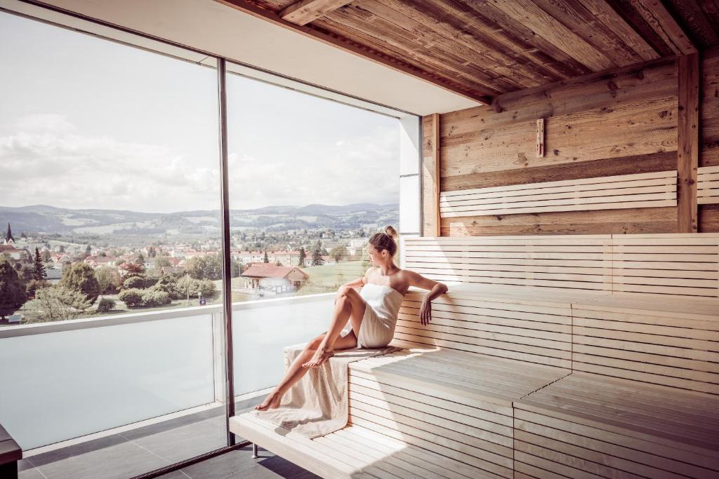 Nespecifikovaný výhled na hory nebo výhled na hory při pohledu z hotelu
