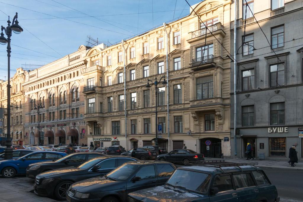 Апартаменты St Isaak 4BR Apartment, Санкт-Петербург. Бронирование, отзывы, фото
