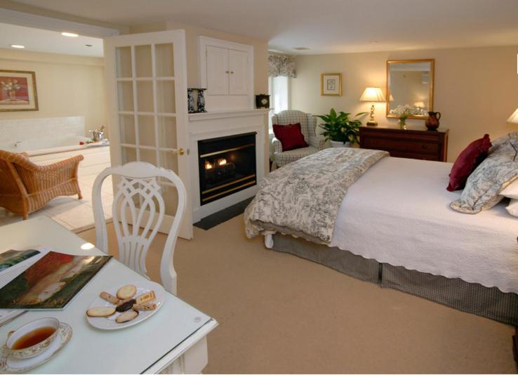 Lambertville House - Queen Suite