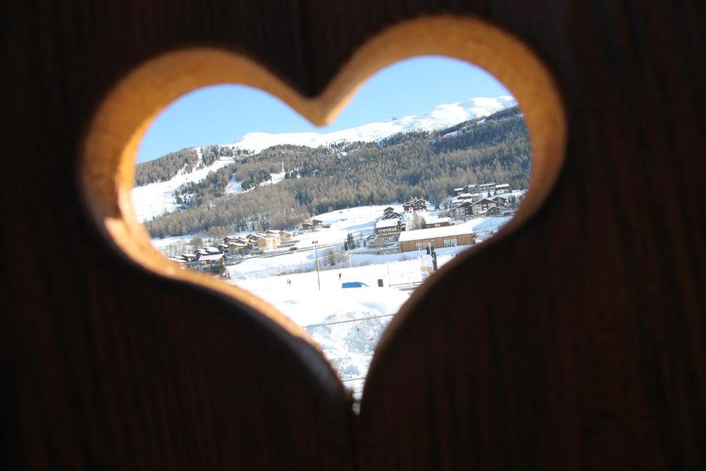 Mont Chalet Apartaments during the winter