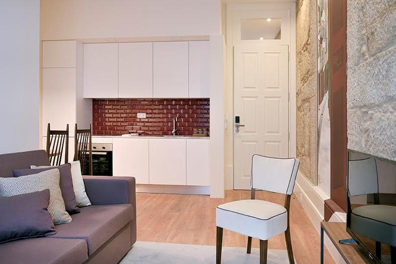 Mayor's Apartments - 17