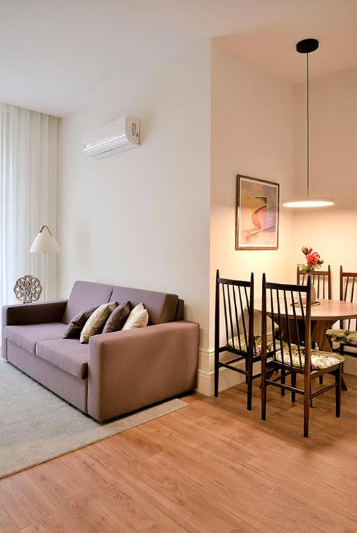 Mayor's Apartments - 18